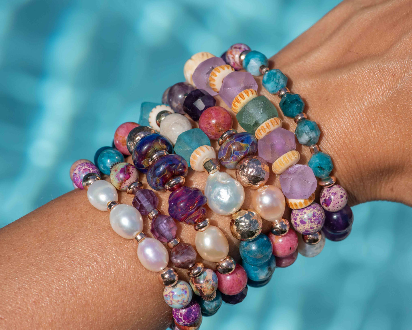 Thulite & Amethyst Artisan Glass Beaded Bracelet