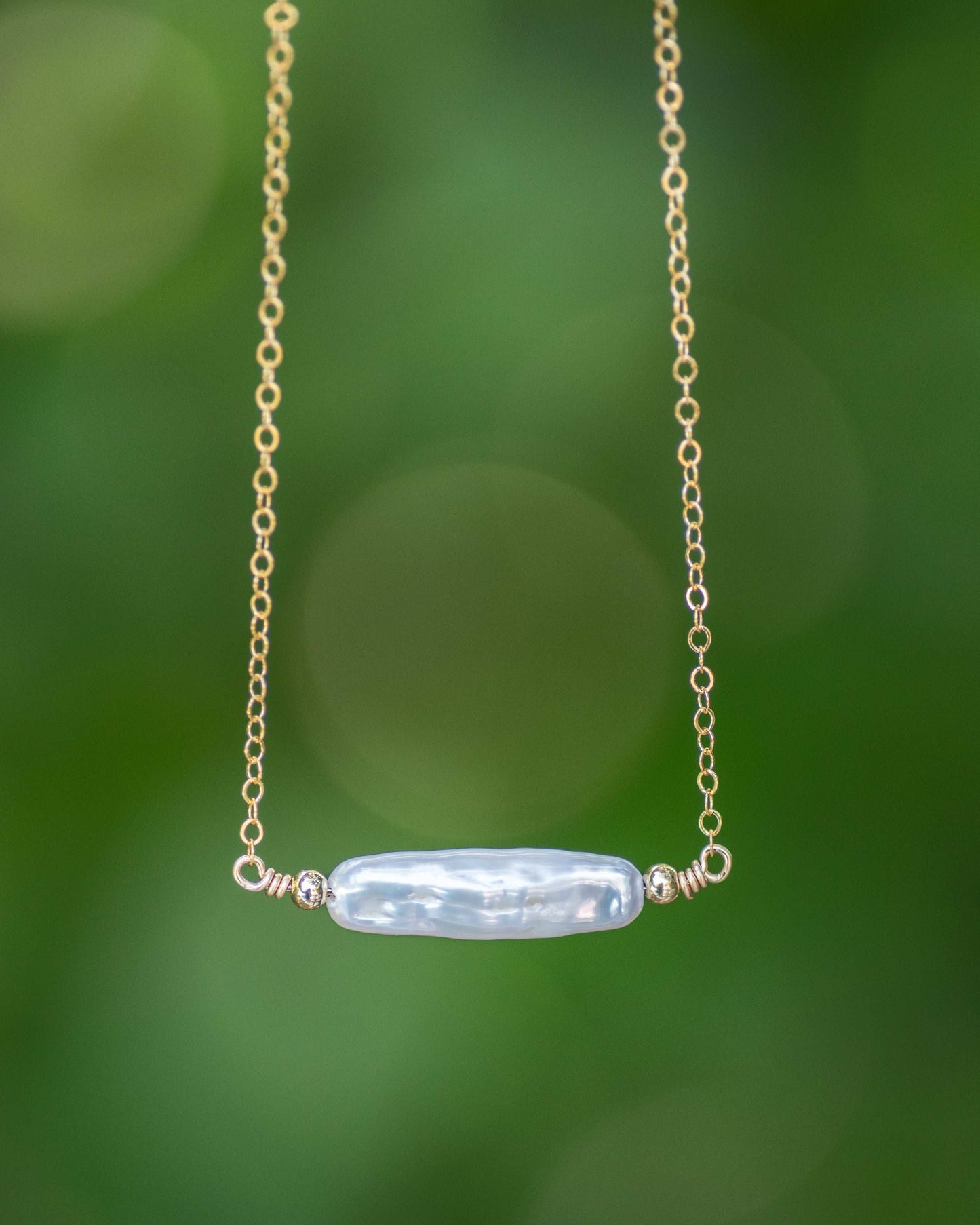 Biwa Pearl Bar Minimal Necklace