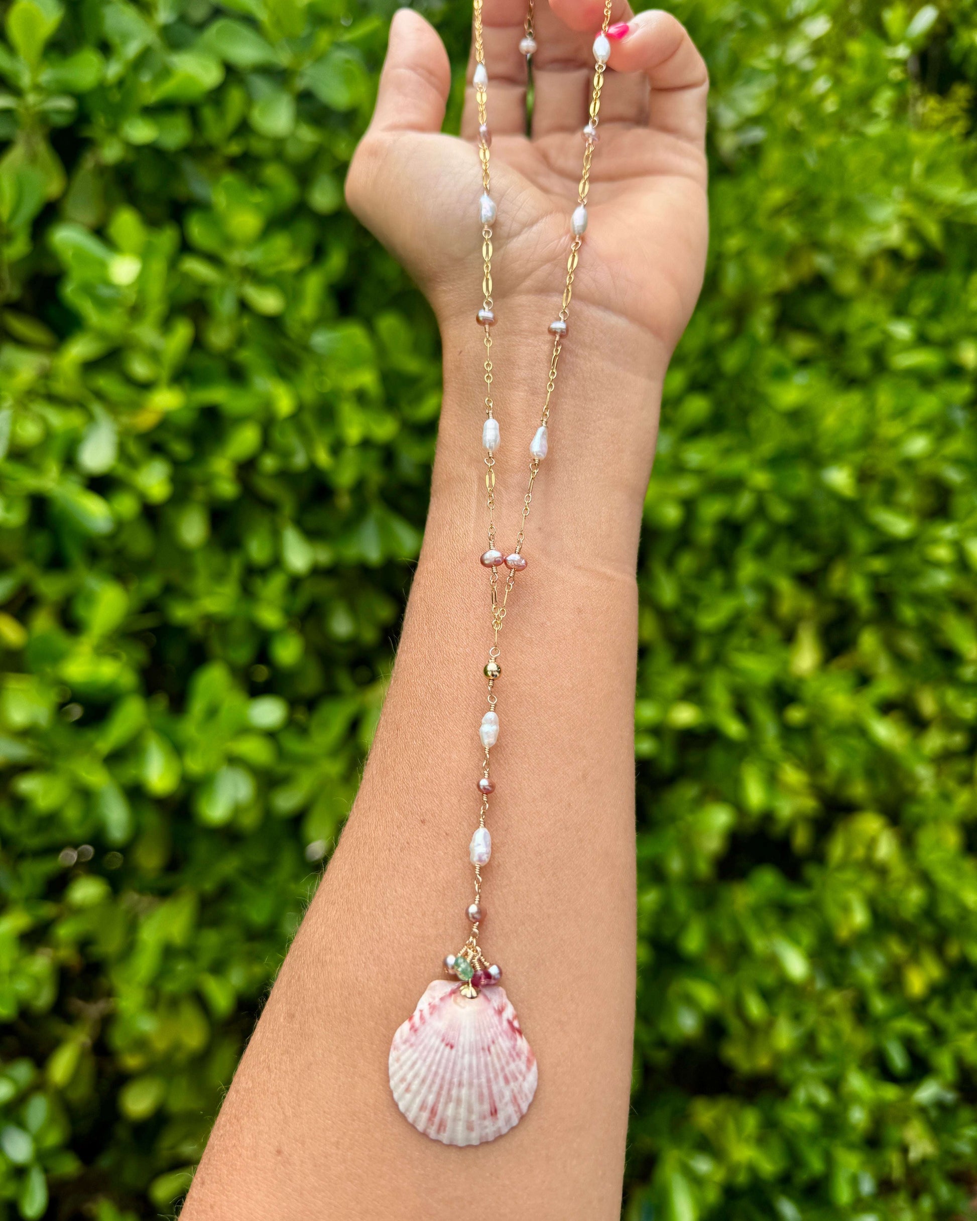 Shell Pearl Y Necklace