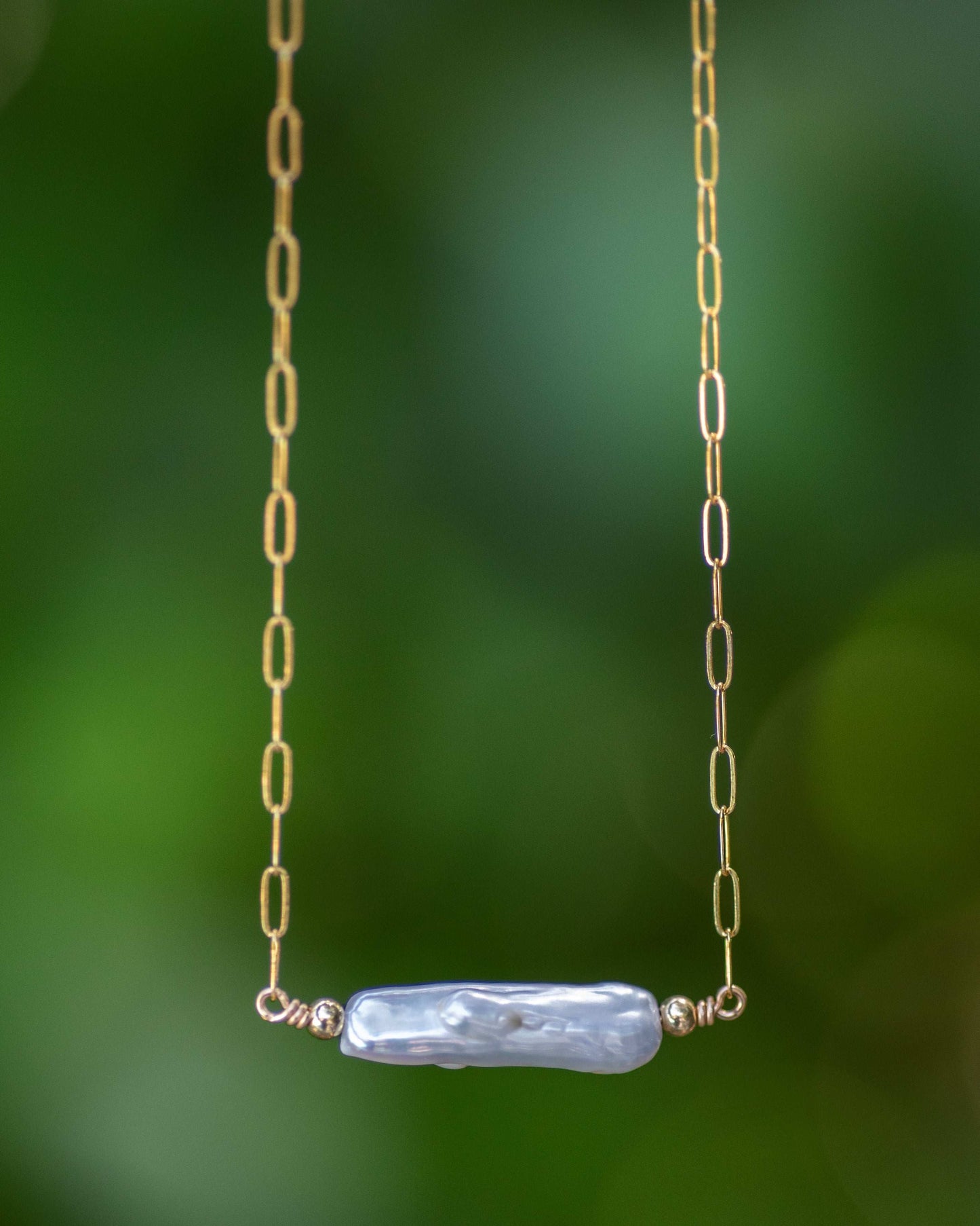 Biwa Pearl Bar Minimal Necklace