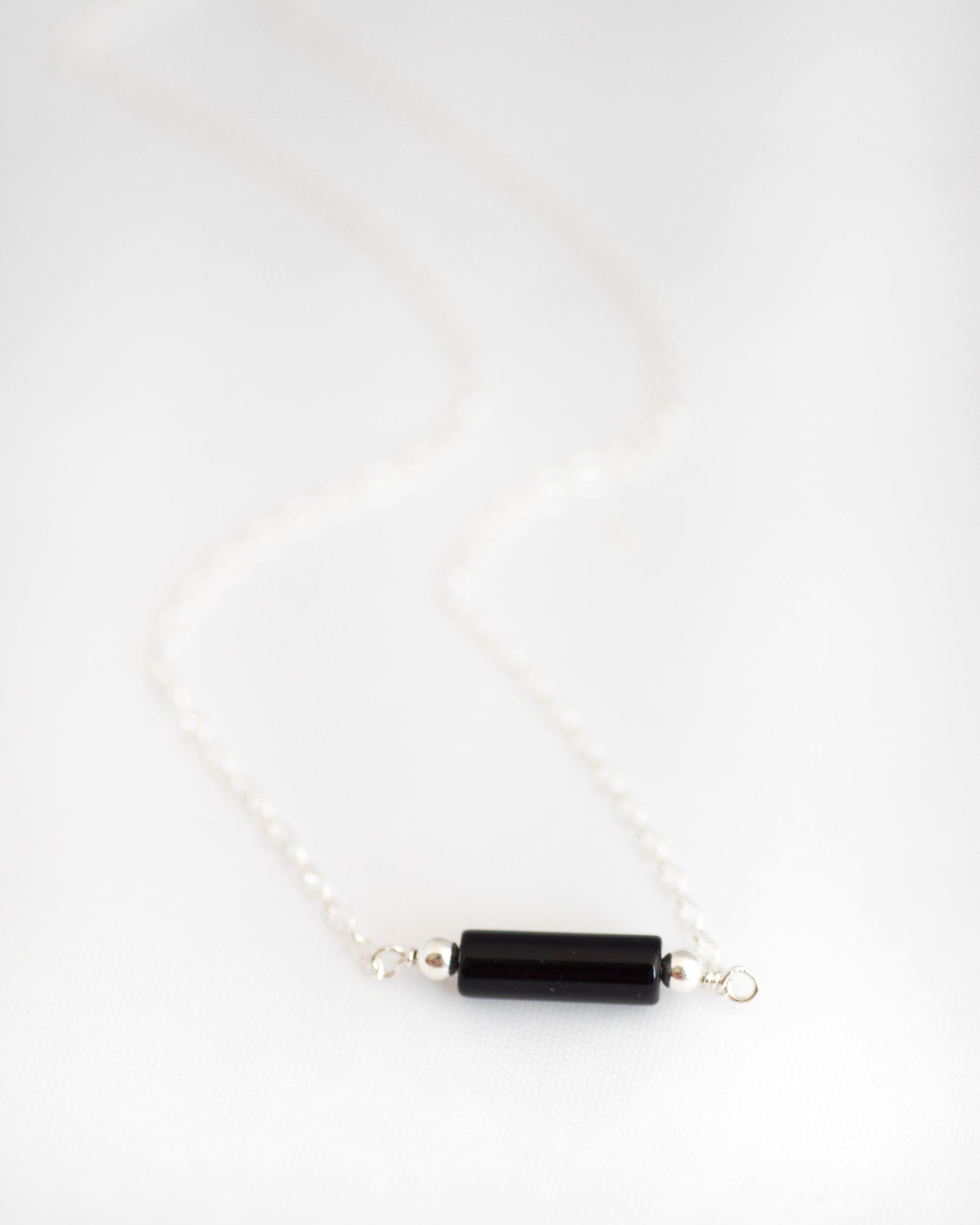 Black Onyx Bar Necklace in Silver - Vida Jewelry Designs